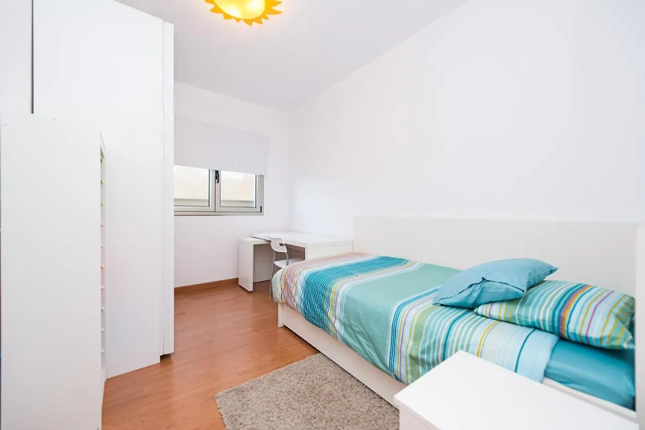 Apartment Alojamiento En Primera Linea De Playa En Arinaga Spain